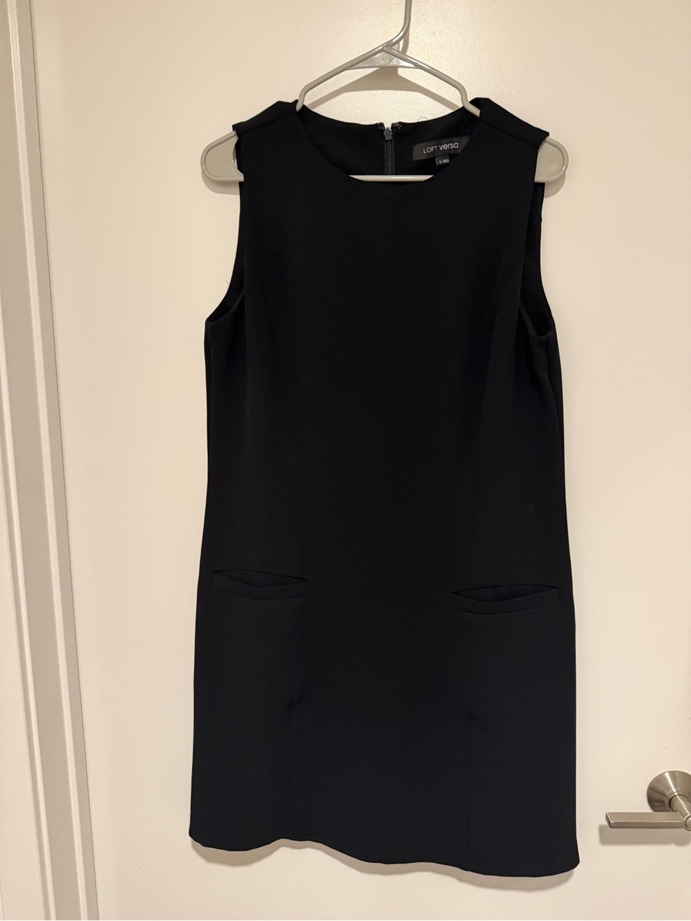 Loft Versa size 10 Black Sleeveless Shift Dress